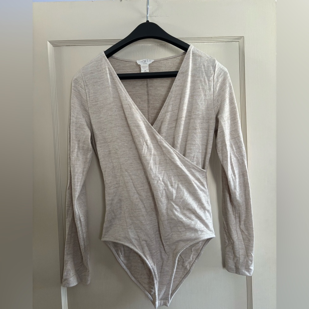 LOFT Cream Long Sleeve Bodysuit